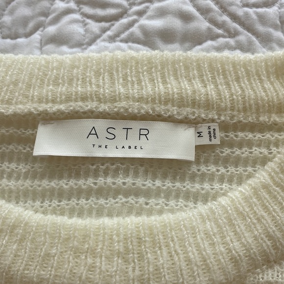 Astr crop sweater - Picture 2 of 2